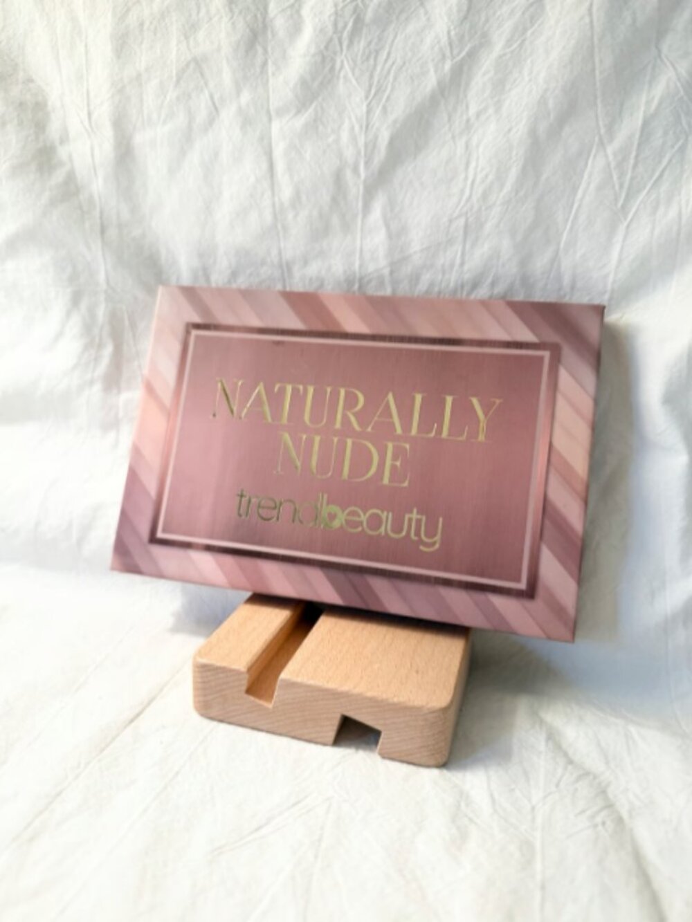 New Trend Beauty Naturally Nude Palette